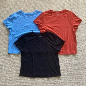 Old Navy Cropped Crewneck T-Shirt Bundle Sz Large Cotton Stretch Blue Black Red